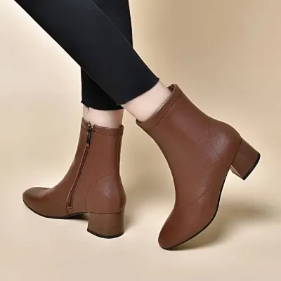 LAYER COWHIDE MID-HEELED SHORT BOOTS 